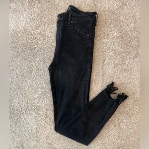 Abercrombie & Fitch High Rise Ankle Jeans